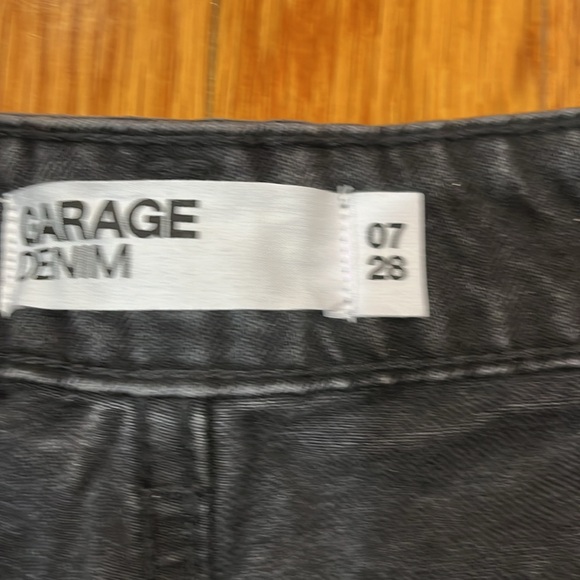 GARAGE BRAND NEW W/TAGS BLACK SZ.7/28 CLASSIC CUT-OFF SHORTS. PERFECT CONDITION - Picture 3 of 11